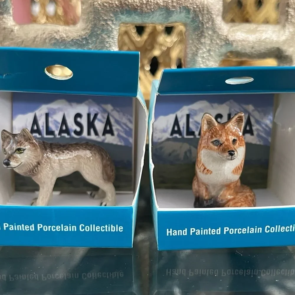 Set Of 2 Alaska Hand Painted Porcelain animal figurines Collectibles